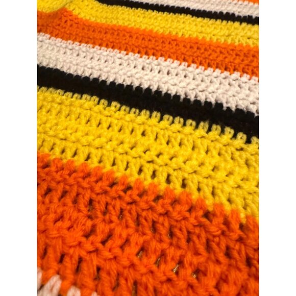 Handmade Candy Corn Stripe Crochet Throw – Vintage Style Blanket - Picture 5 of 5